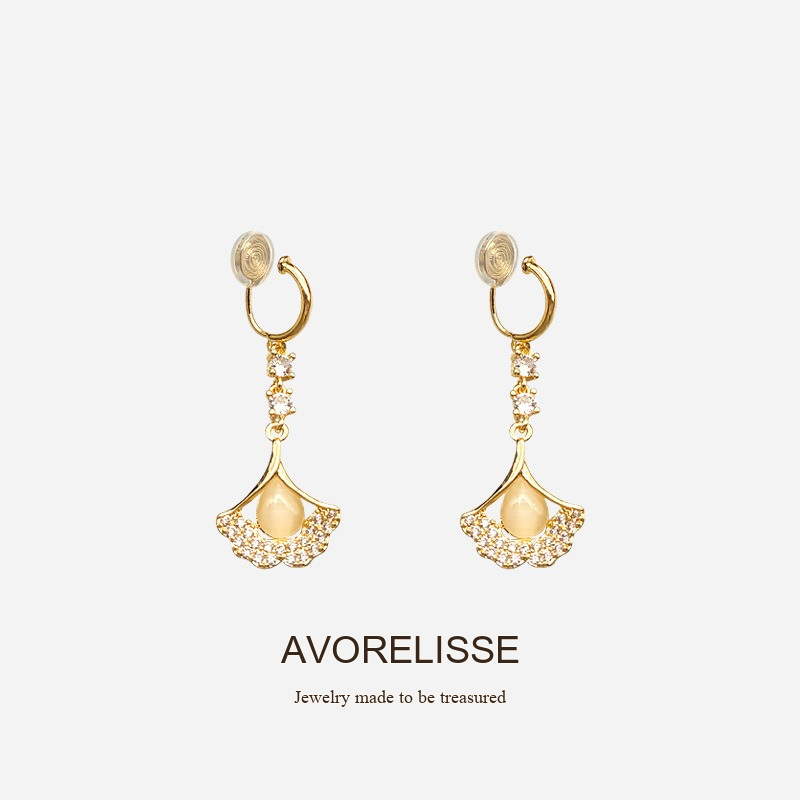 Noelle Fan Crystal Clip-On Drop Earrings product image 7