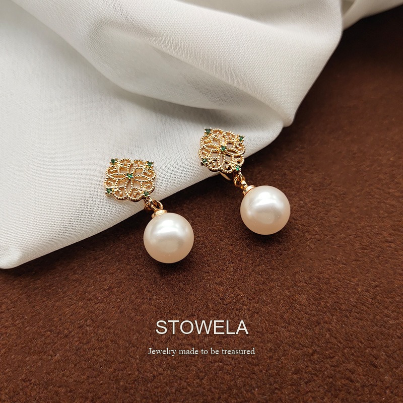 Amara Pearl Clip-On Earrings product image 2