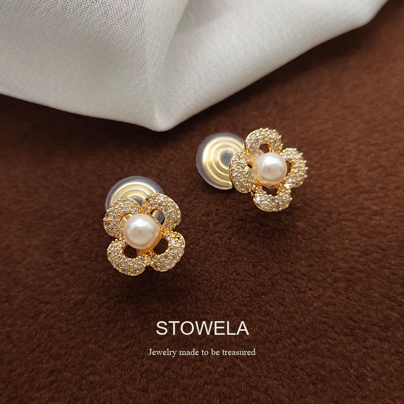 Amara Floral Pearl Crystal Stud Earrings product image 2