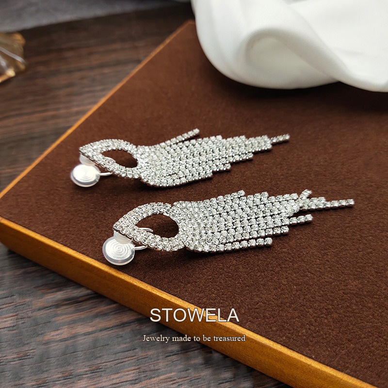 Élan Tassel Clip-On Drop Earrings — Edition 73 product image 4