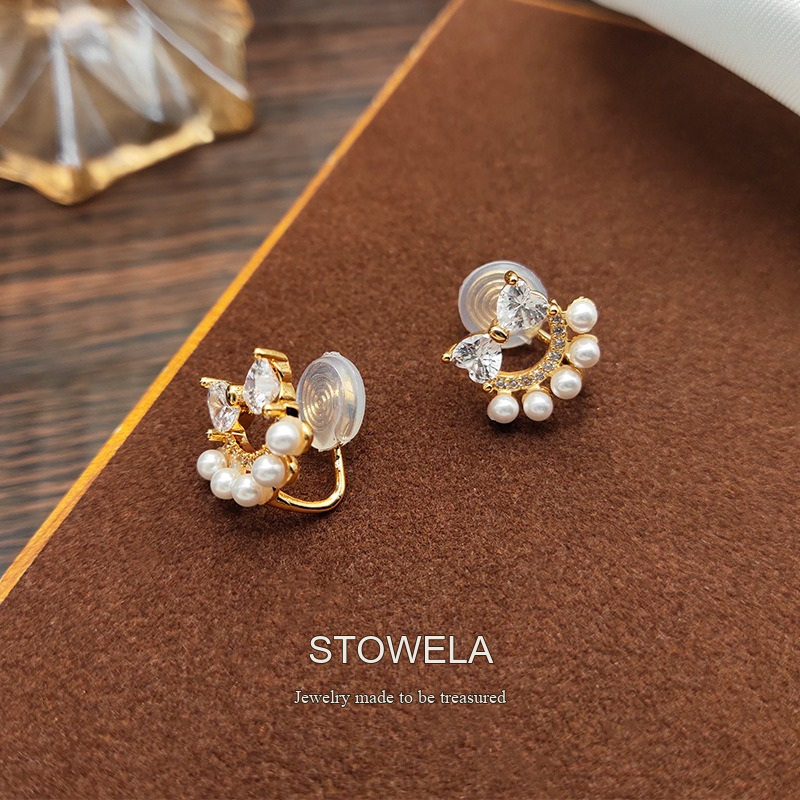 Lumière Bow Butterfly Pearl Clip-On Earrings — Edition 74 product image 6