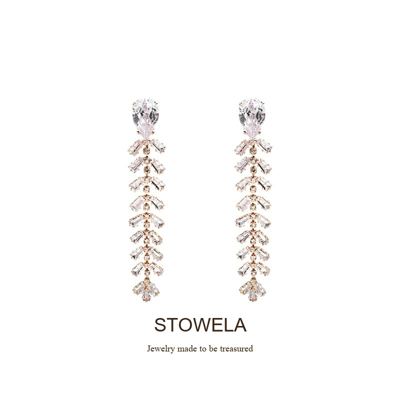 Élan Tassel Clip-On Drop Earrings — Edition 81 product image 7