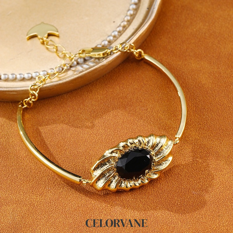 Elara Gleam Sculptural Chain Bracelet product image 3