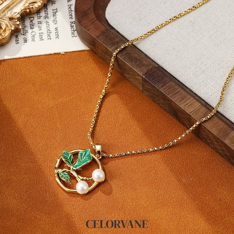 Liora Reverie Pearl Leaf Pendant Necklace product image 1