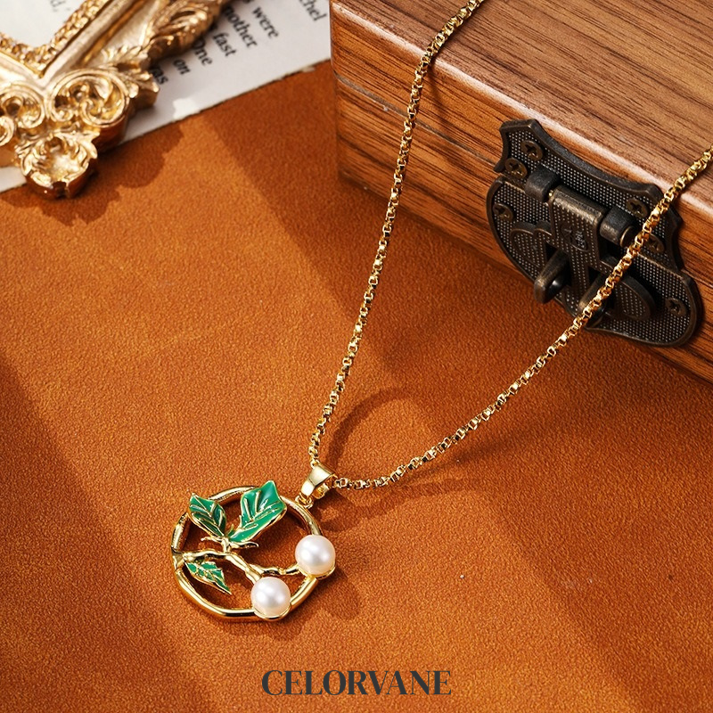 Liora Reverie Pearl Leaf Pendant Necklace product image 3