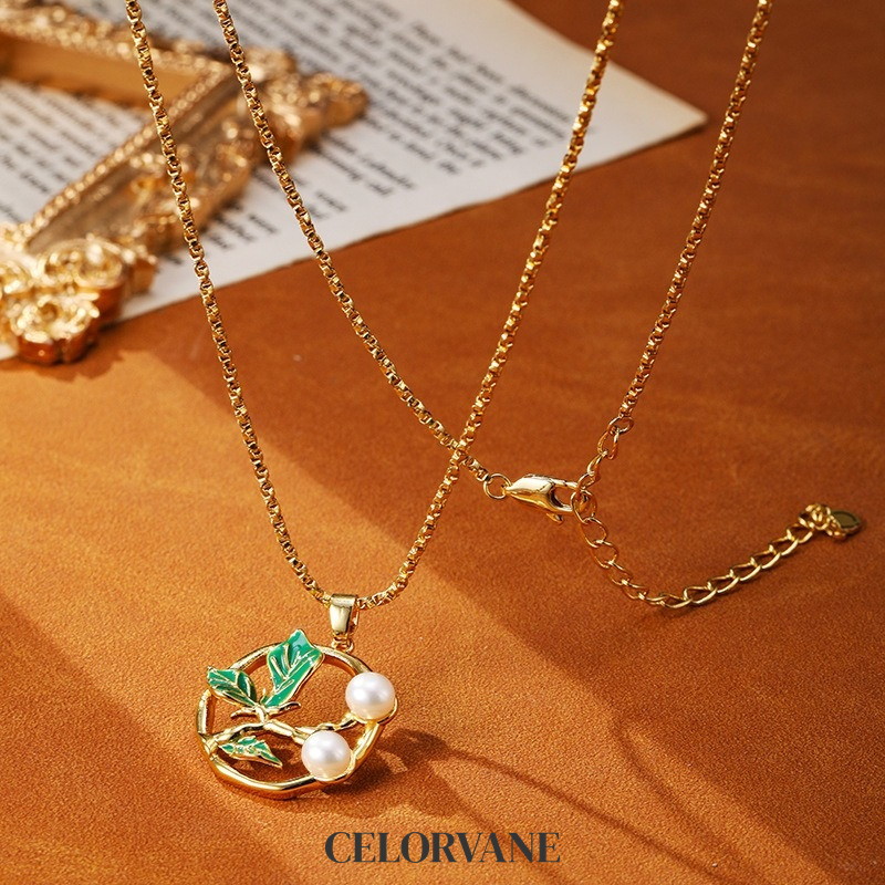 Liora Reverie Pearl Leaf Pendant Necklace product image 4