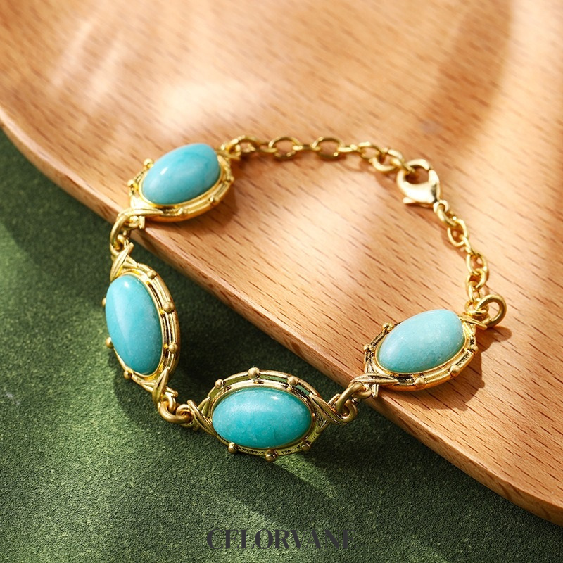 Amara Gleam Sculptural Chain Bracelet product image 2
