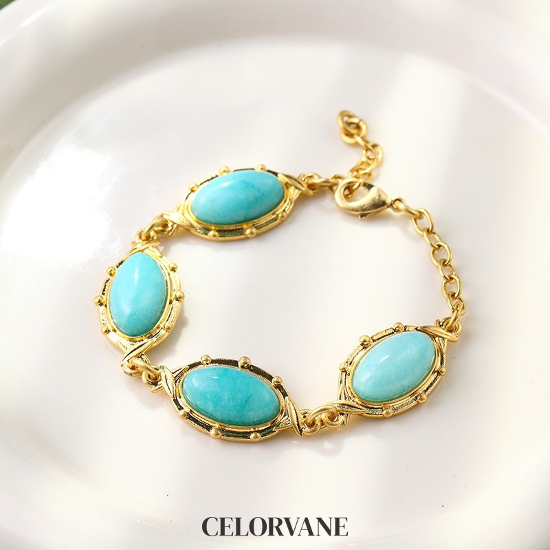 Amara Gleam Sculptural Chain Bracelet product image 3