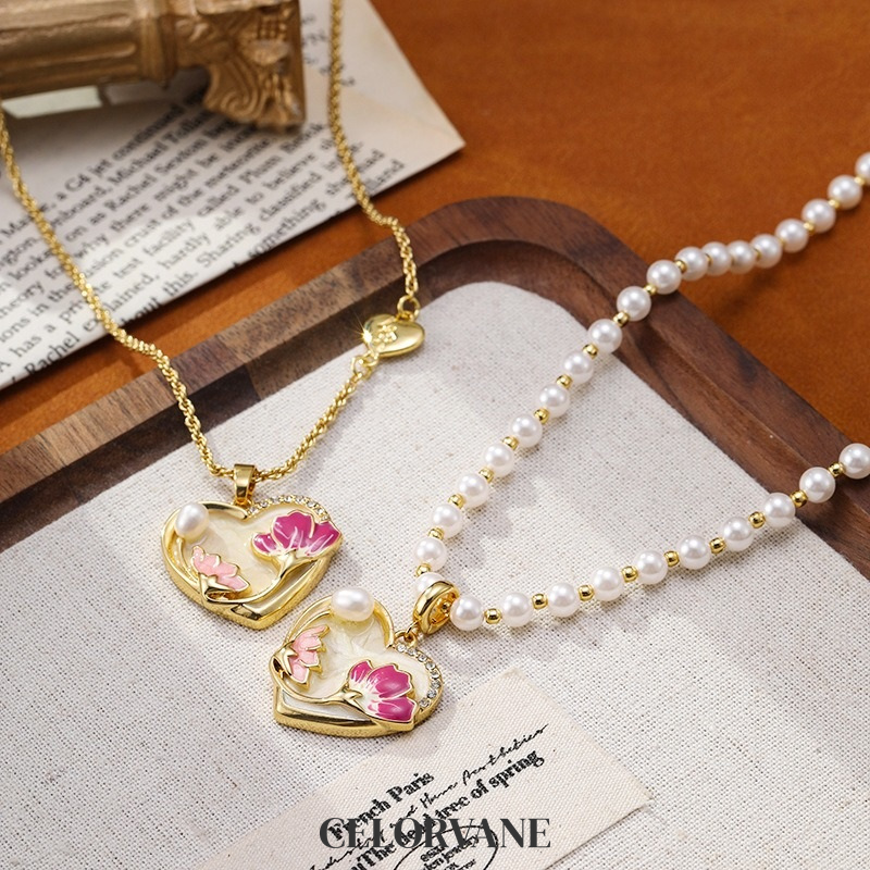 Elara Lustre Pearl Heart Pendant Necklace product image 2