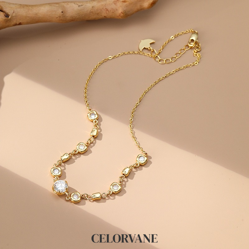 Ophelia Halo Crystal Pendant Necklace product image 7