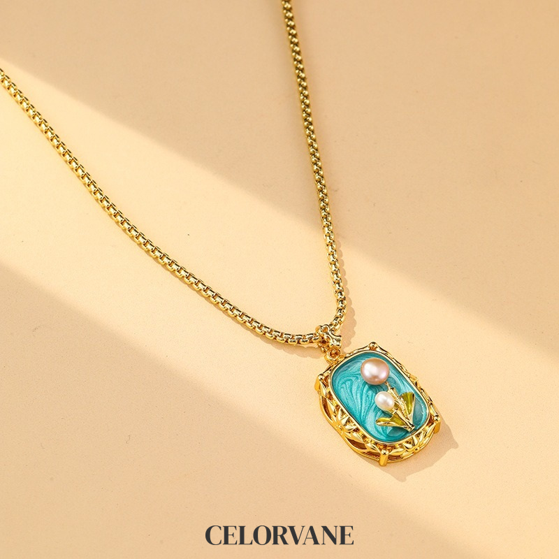 Celeste Halo Pearl Floral Pendant Necklace product image 6