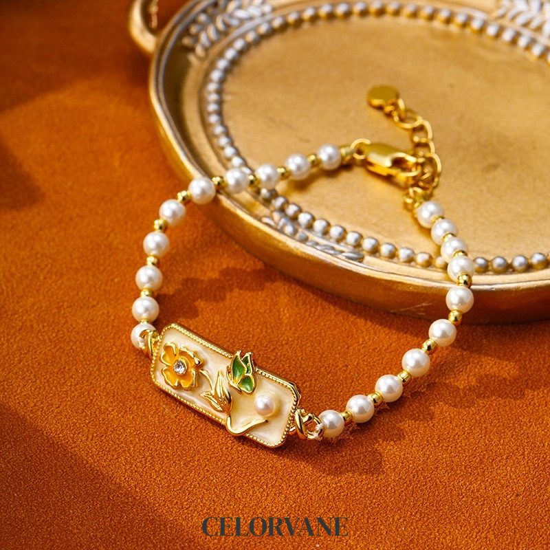 Cressida Nocturne Pearl Butterfly Beaded Bracelet product image 3