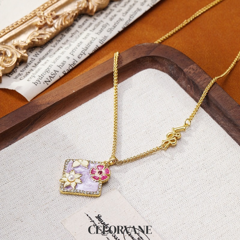 Seraphine Reverie Floral Multicolor Pendant Necklace product image 1