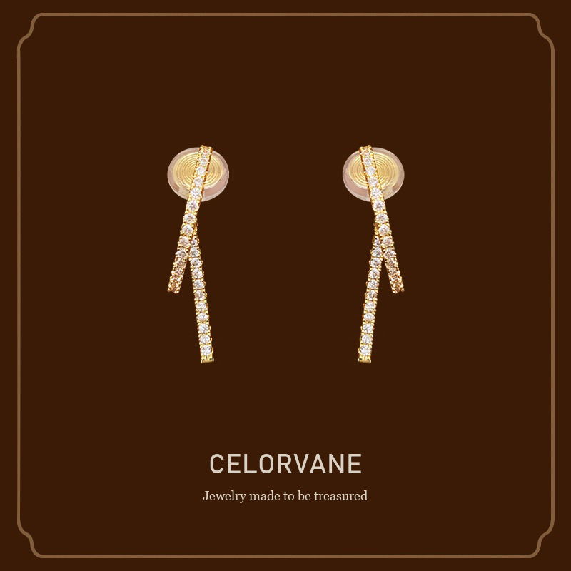 Élan Pavé Crystal Clip-On Earrings Celorvane cover image