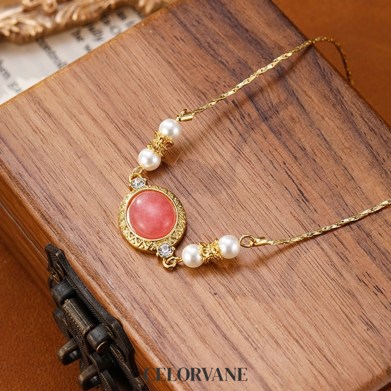 Rosalie Lustre Pearl Chain Bracelet product image 5