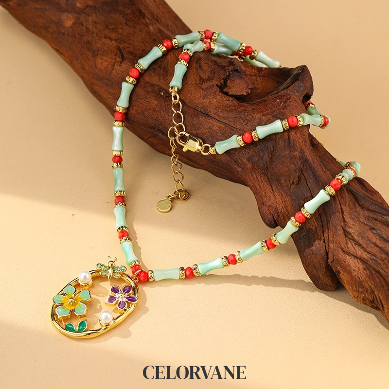 Rosalie Muse Floral Shell Pendant Necklace product image 2