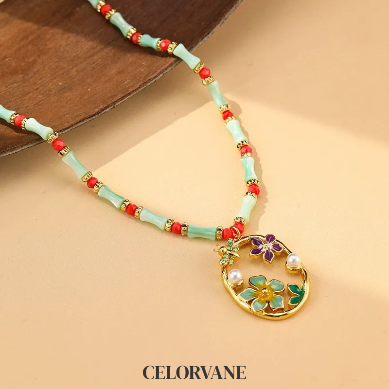 Rosalie Muse Floral Shell Pendant Necklace product image 7