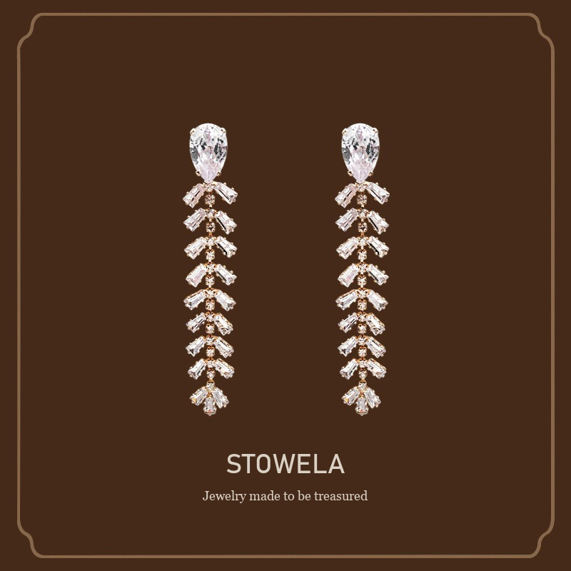 Élan Tassel Clip-On Drop Earrings — Edition 81 product image 1