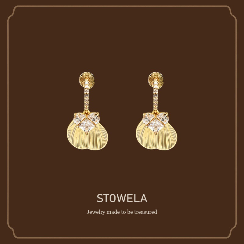 Vesper Fan Shell Crystal Clip-On Earrings product image 1