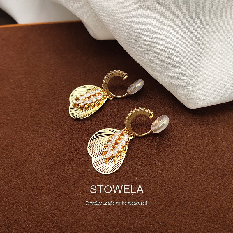 Seren Leaf Clip-On Drop Earrings product image 2