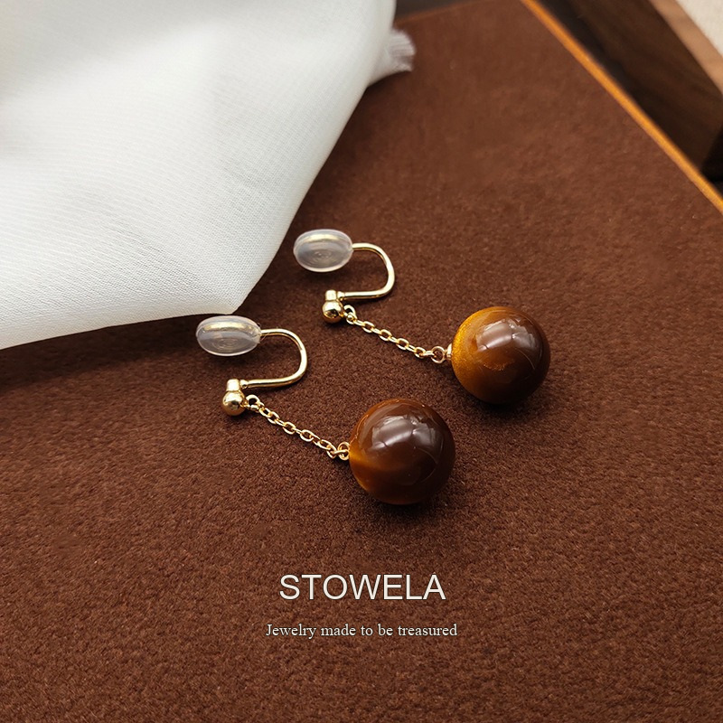 Noelle Pearl Clip-On Drop Earrings product image 3