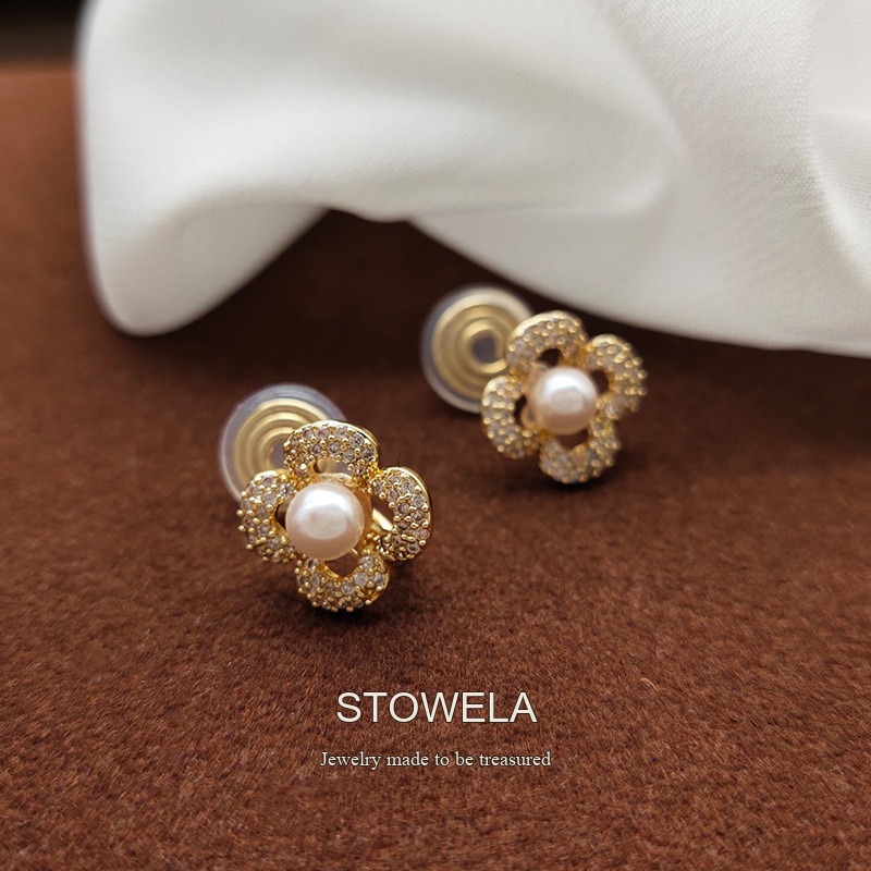 Amara Floral Pearl Crystal Stud Earrings product image 3