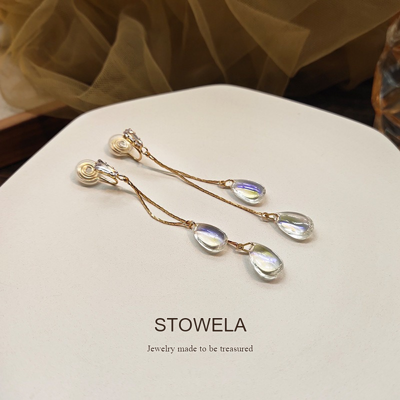 Vesper Sculptural Clip-On Earrings — Edition 07 product image 3