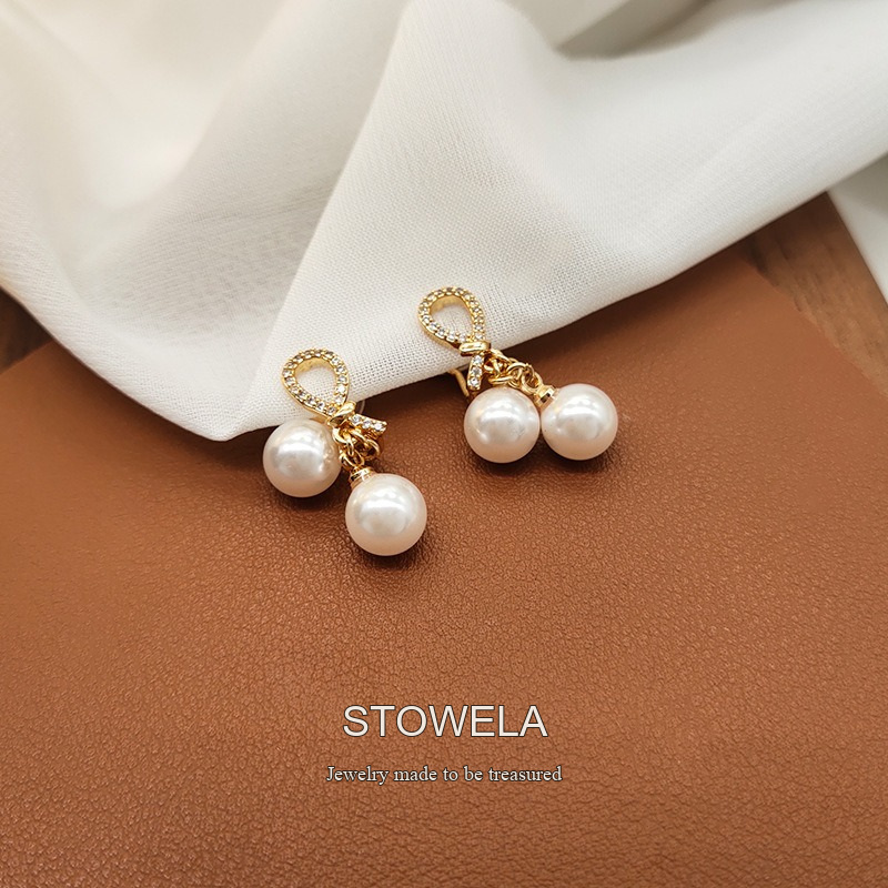 Vesper Pearl Clip-On Earrings product image 4