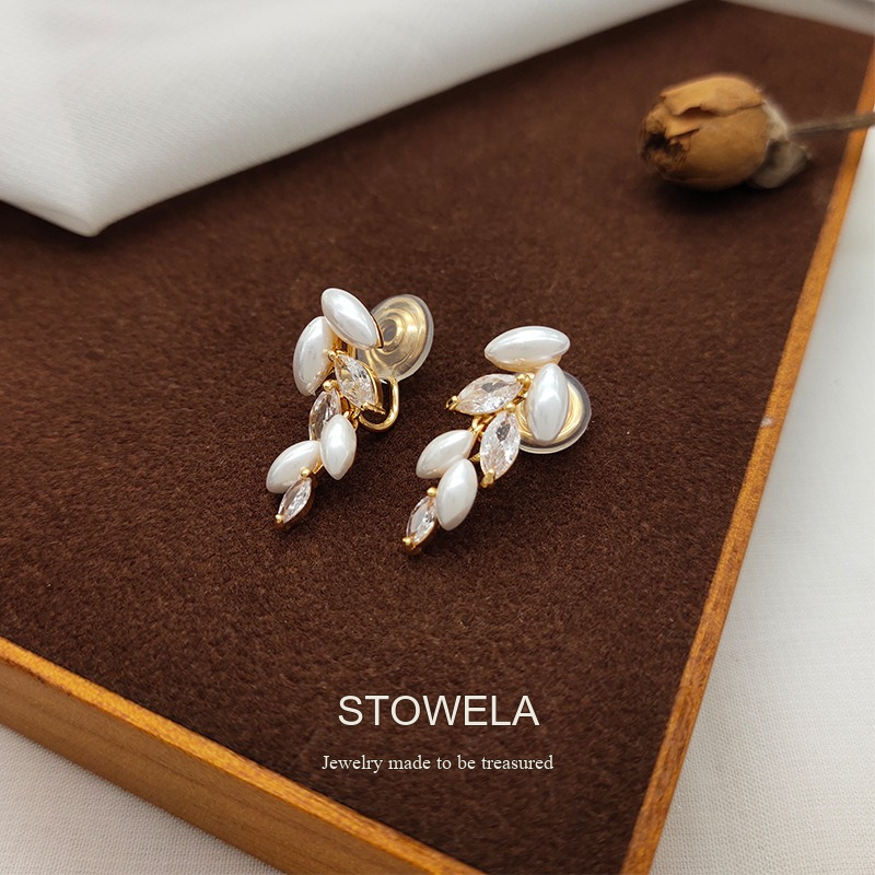 Vesper Wheat Ear Pearl Crystal Clip-On Drop Earrings product image 4