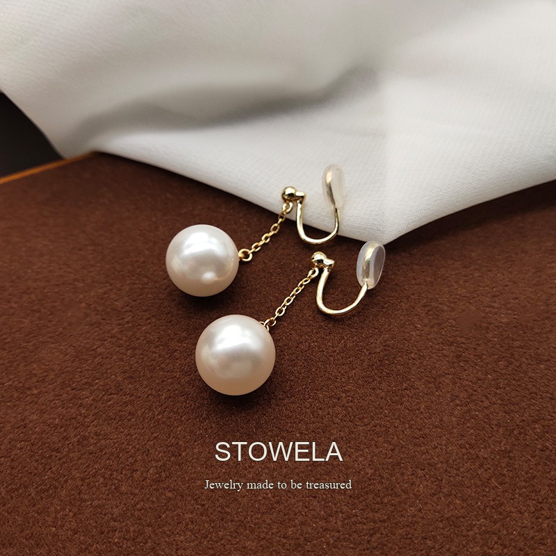 Noelle Pearl Clip-On Drop Earrings product image 5