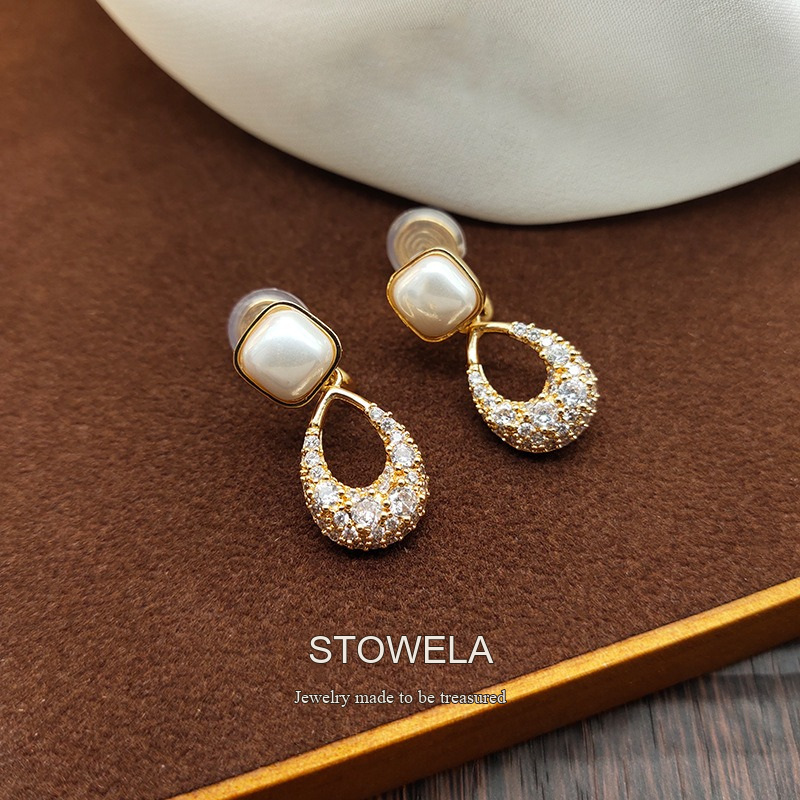 Aurelia Teardrop Cat-Eye Pavé Crystal Clip-On Earrings product image 5
