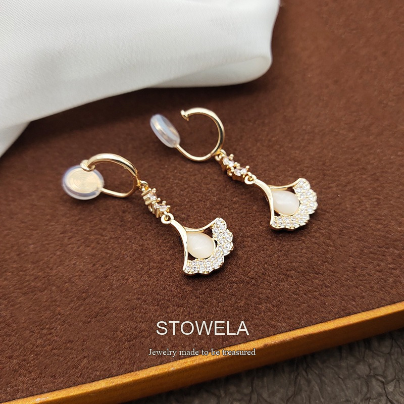 Noelle Fan Crystal Clip-On Drop Earrings product image 5