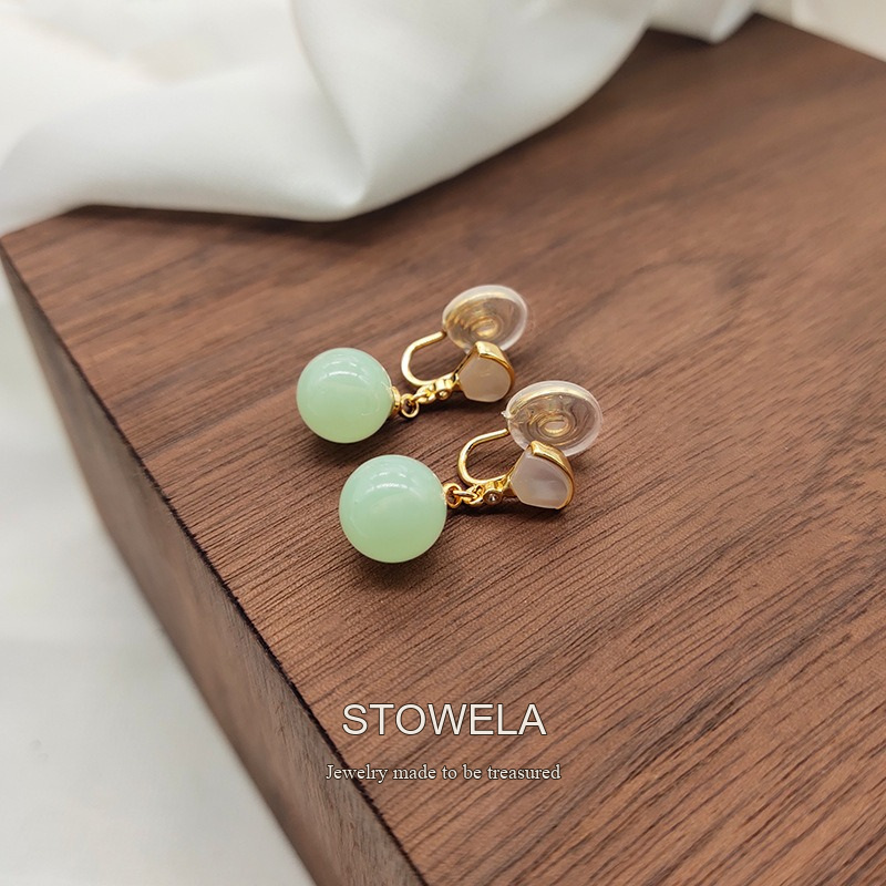 Aurelia Fan Cat-Eye Jade-Inspired Clip-On Earrings product image 6