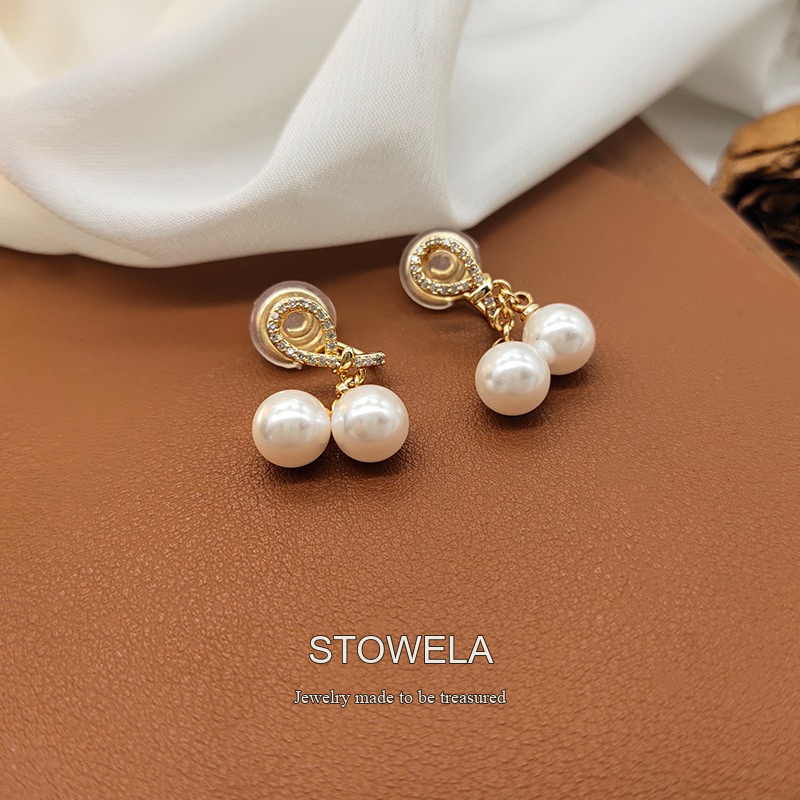 Vesper Pearl Clip-On Earrings product image 6