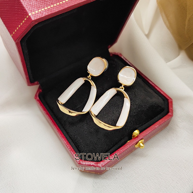 Lumière Teardrop Clip-On Earrings product image 6