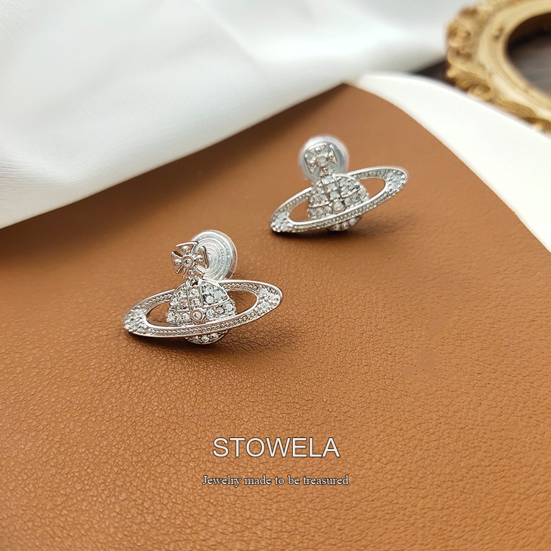 Lumière Orbit Pavé Crystal Celestial Clip-On Earrings product image 7