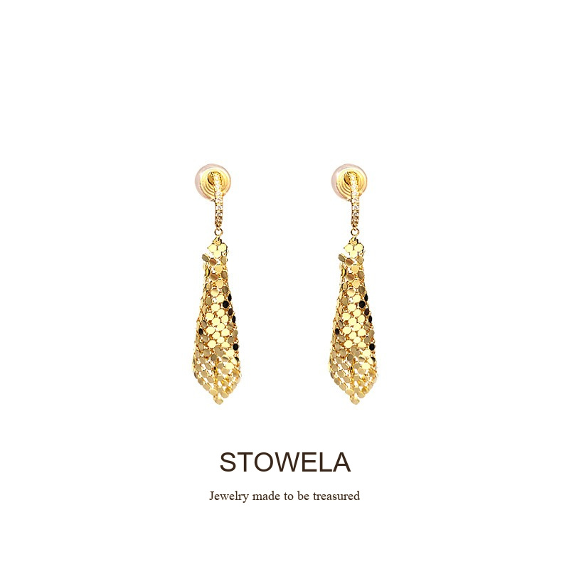 Amara Diamond-Shaped Geometric Clip-On Earrings product image 8