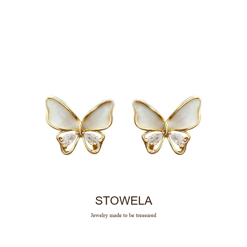Noelle Butterfly Pearl Clip-On Earrings product image 9