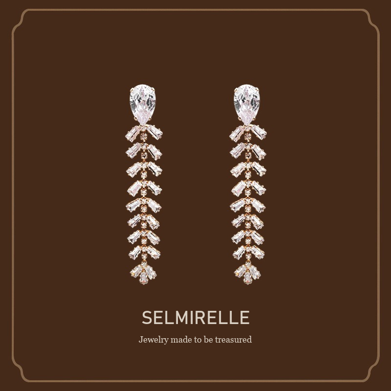 Élan Tassel Clip-On Drop Earrings — Edition 81 Selmirelle cover image
