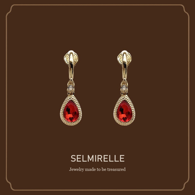 Lumière Teardrop Crystal Clip-On Earrings Selmirelle cover image