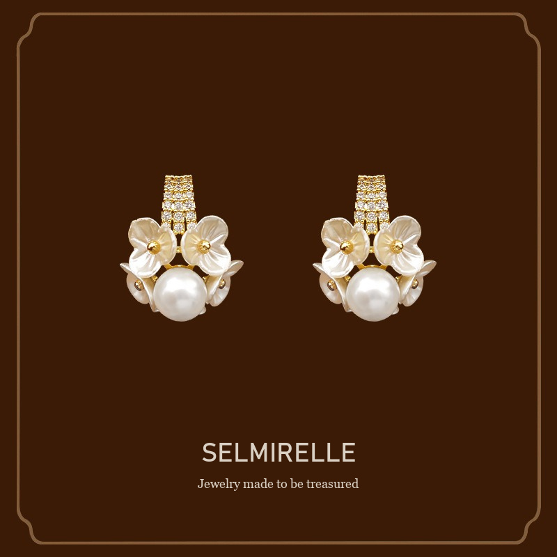 Amara Shell Pearl Clip-On Earrings Selmirelle cover image