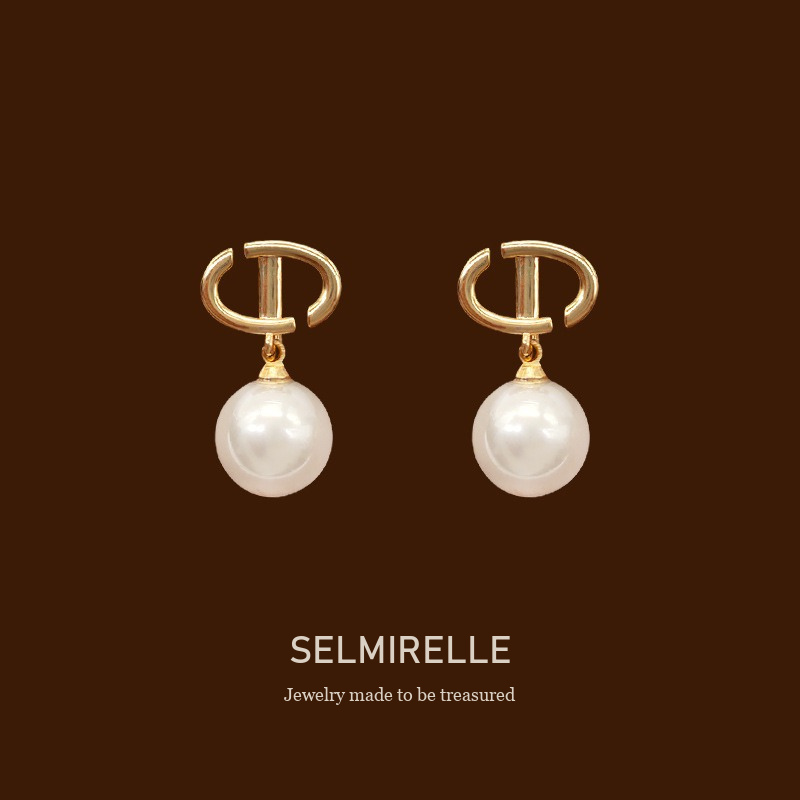 Aurelia Pearl Clip-On Drop Earrings Selmirelle cover image