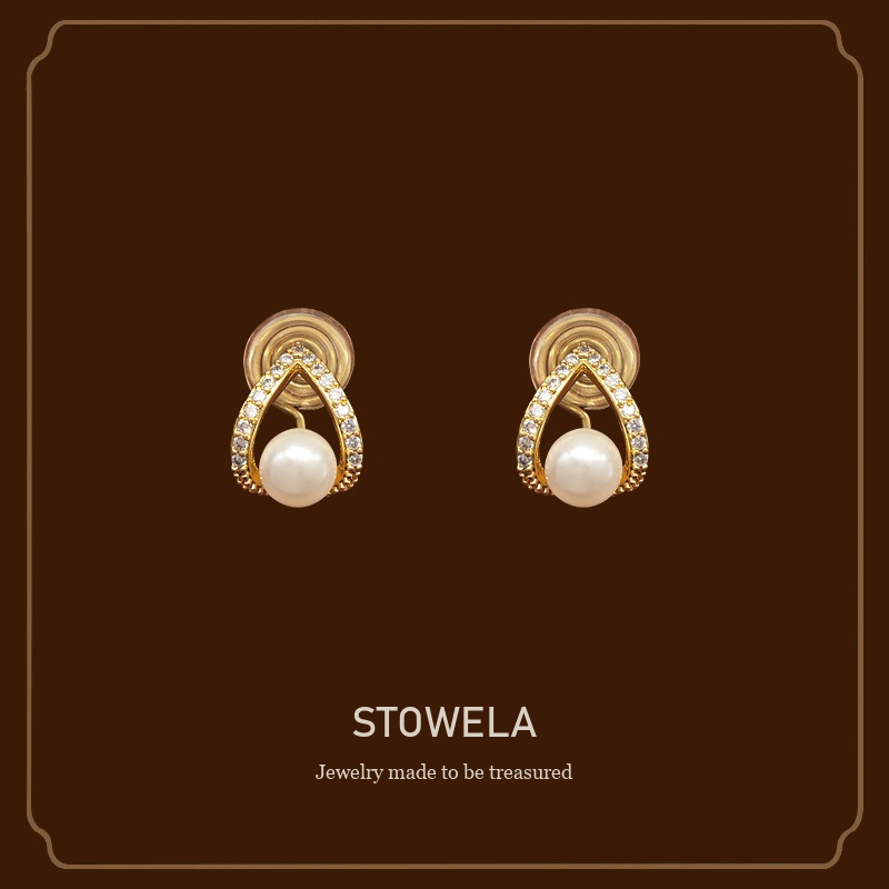 Aurelia Pearl Clip-On Earrings — Edition 44 product image 1