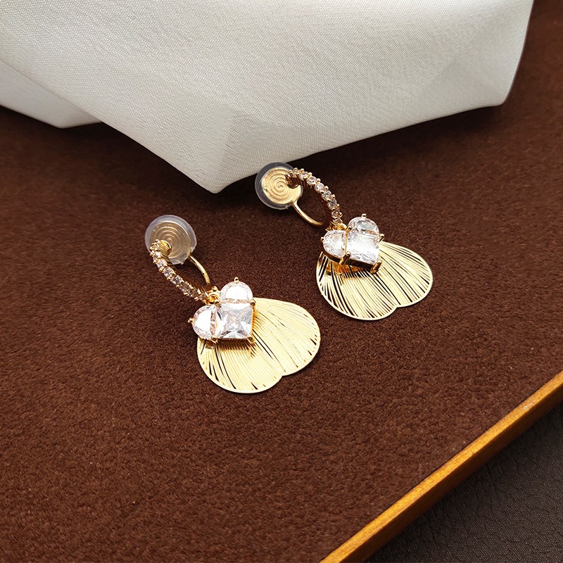 Vesper Fan Shell Crystal Clip-On Earrings product image 4
