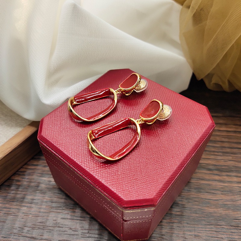 Lumière Teardrop Clip-On Earrings product image 2