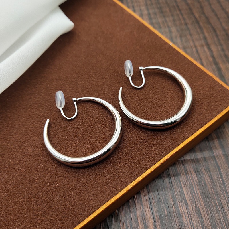 Seren Hoop Clip-On Earrings product image 5