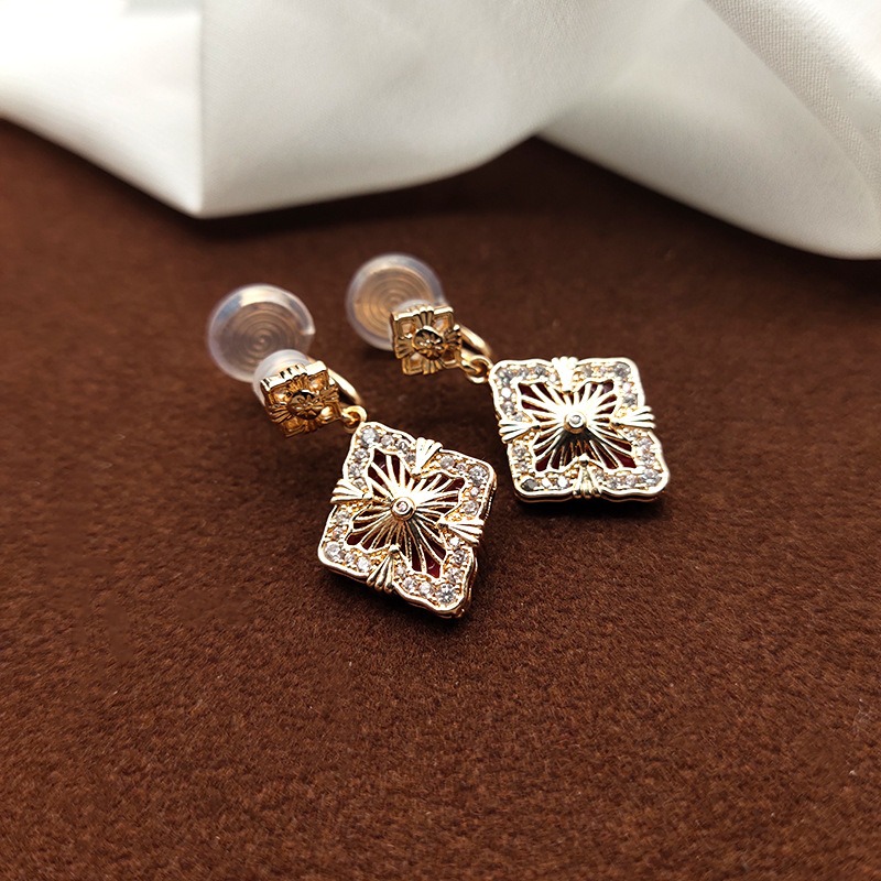 Aurelia Diamond-Shaped Clip-On Earrings product image 7