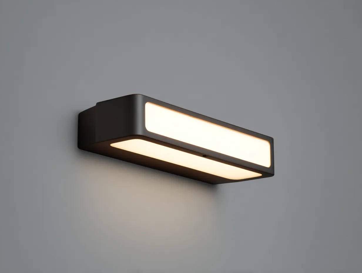 Lampada da parete per esterni in metallo nero 28×14×10 cm - stile moderno con illuminazione frontale-Coradwell