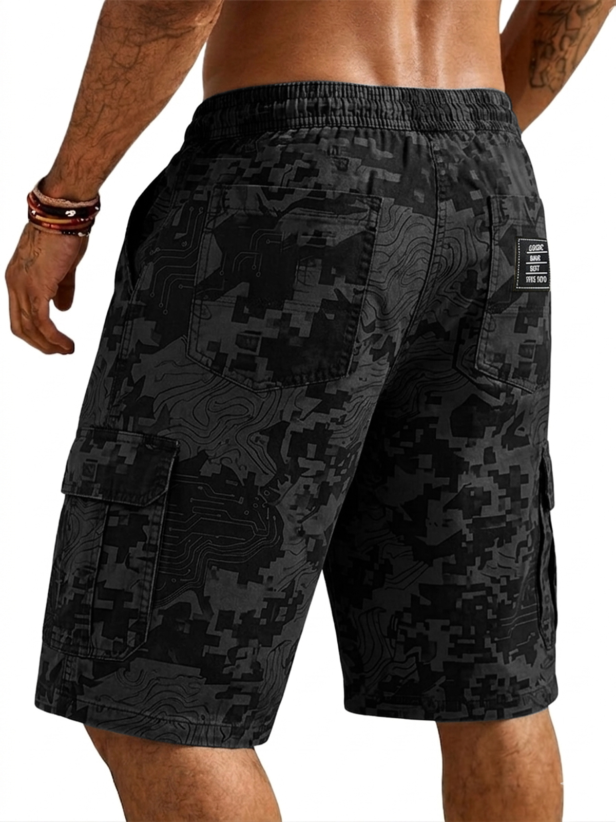 Digital Camouflage Multi-Pocket Basic Cargo Shorts