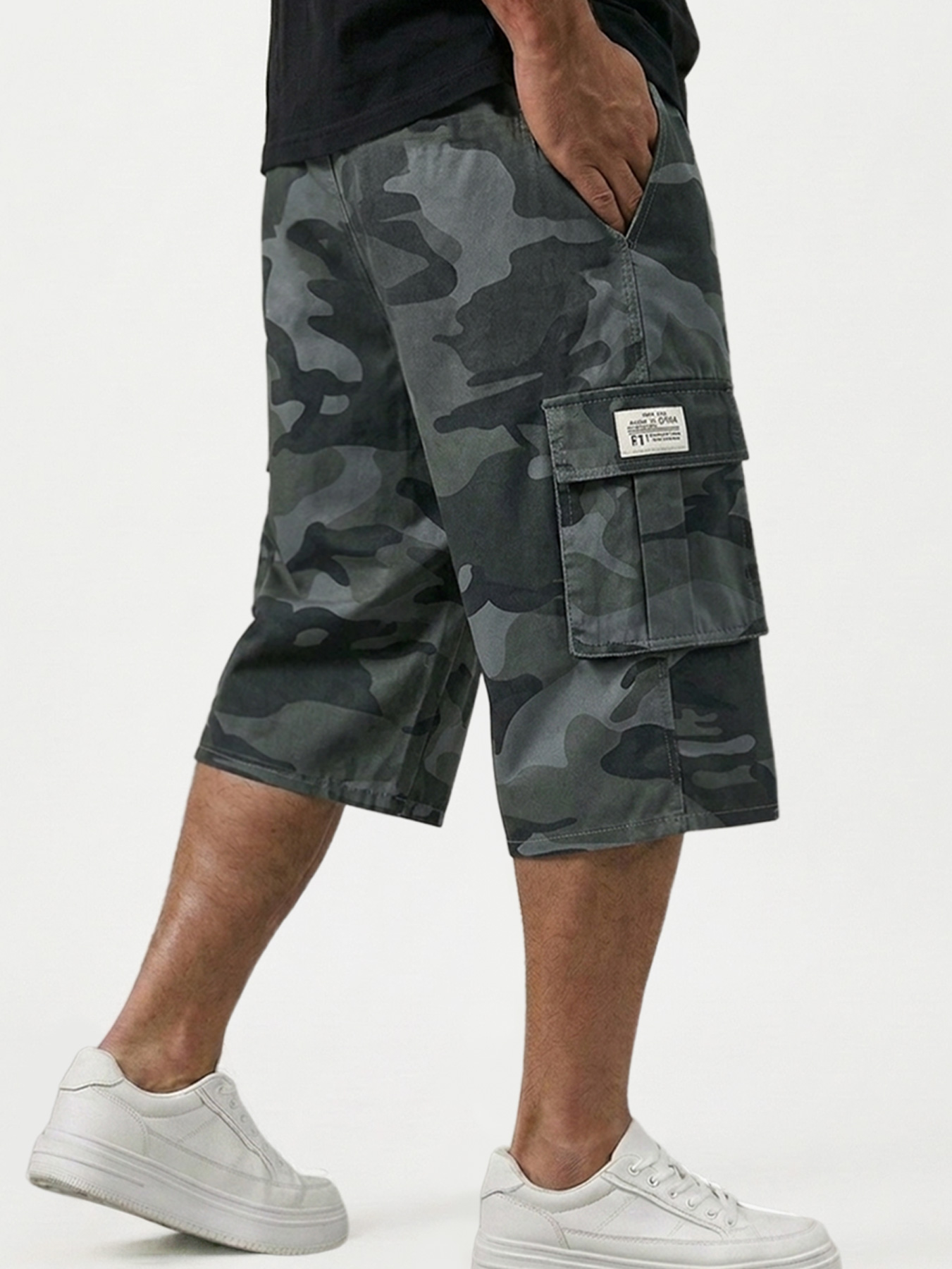 Men's Camouflage Multi-pocket Embroidered Logo Casual Work Shorts
